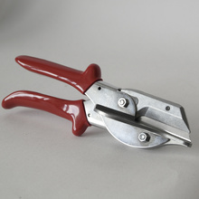 KNIPEX shears for cutting diffusers