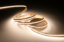 24V zoomLED Strip 240 SMD 2835 High-Density, 20W, 4000K 1m